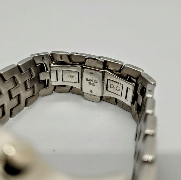 D&G Dolce and Gabbana Oxford DW0481 Multifunction Chronograph Watch - Picture 6 of 10